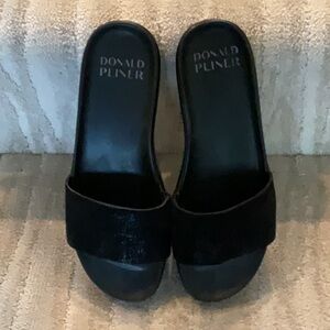Donald J. Pliner Black Mules Sleek Minimalist Design